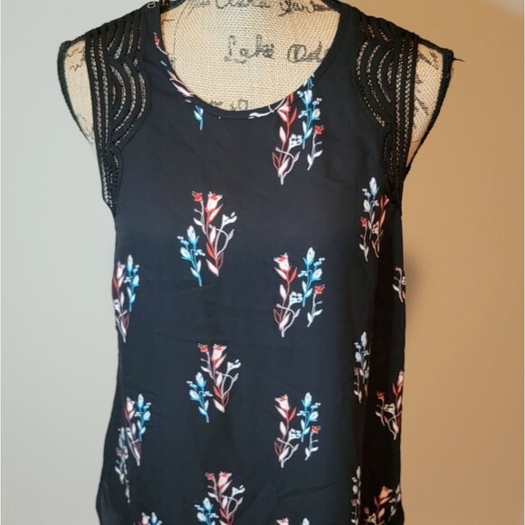 NWOT Daniel Rainn black floral with Embroidered sleeves - Picture 1 of 6